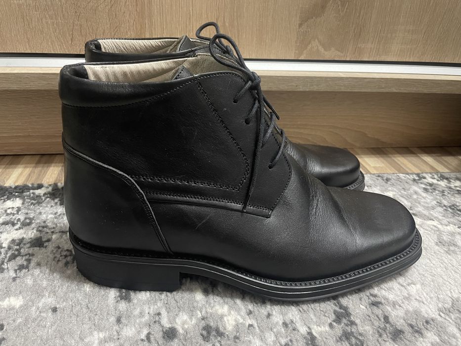 Ghete barbati de piele marimea 42,o purtare