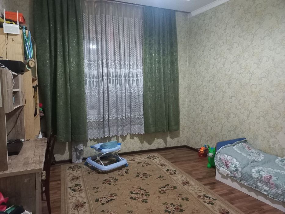 Сотилади 4,45 сотих Сергели тумани Хонабодда 5 та хона