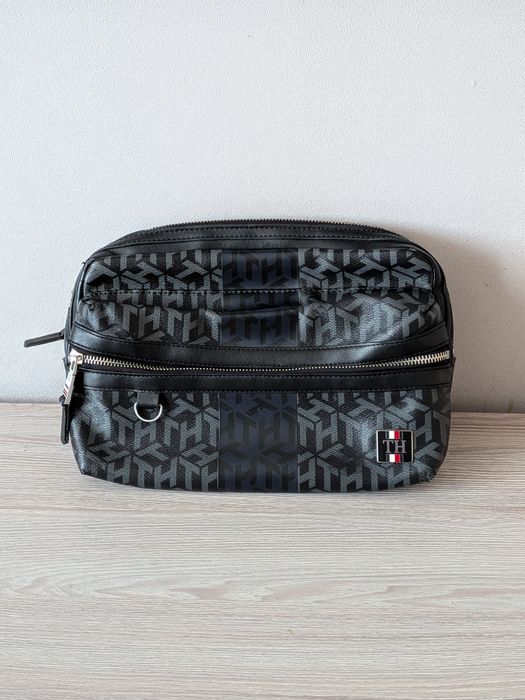 Сумка Tommy Hilfiger reporter bag