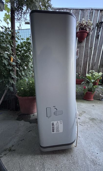 Boiler electric Ariston VELIS TECH 50 EU 45 L – stare foarte bună