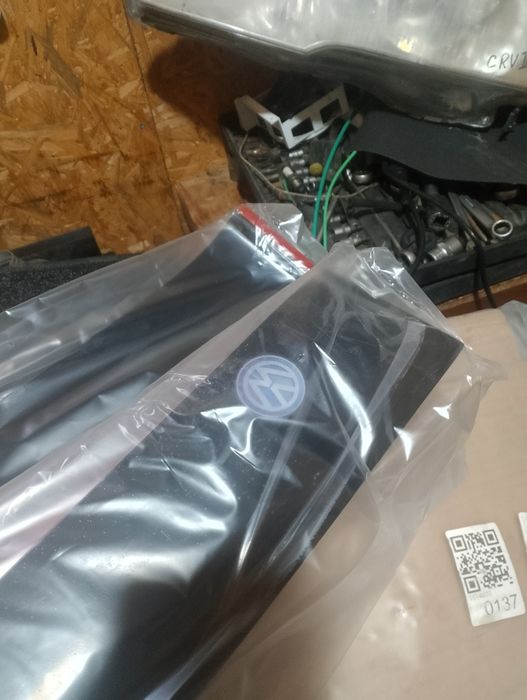 Продам ветровики Т4