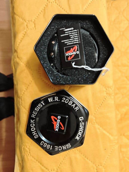 Casio DW-5600W чисто нов