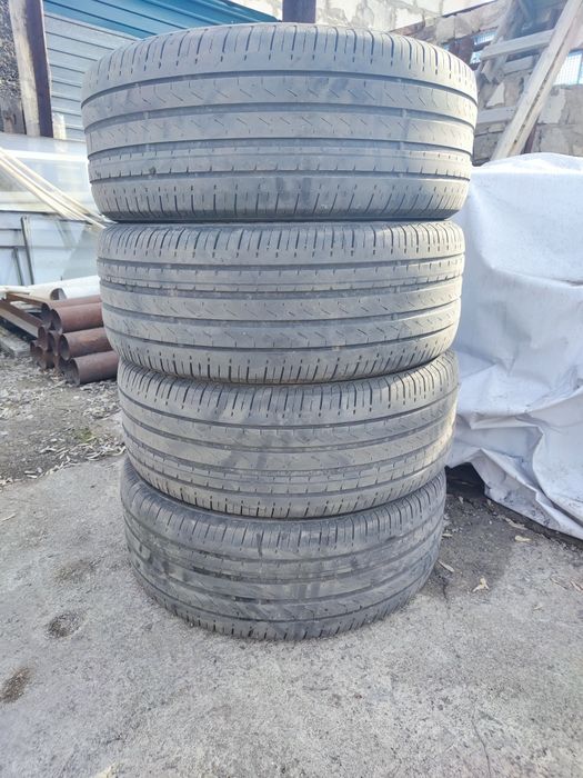 Комплект летних шин 235/50 R19 Pirelli