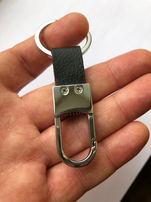 Карабин для ключей