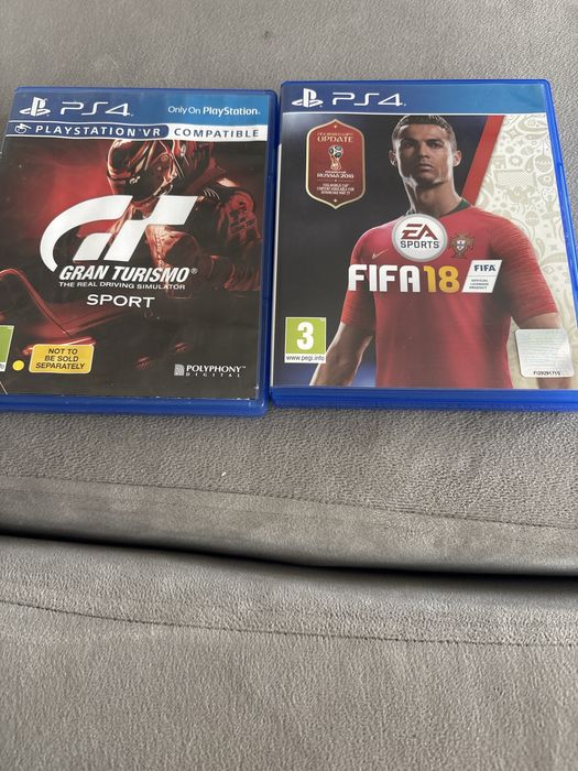Vand fifa 18  si gran turismo ps4