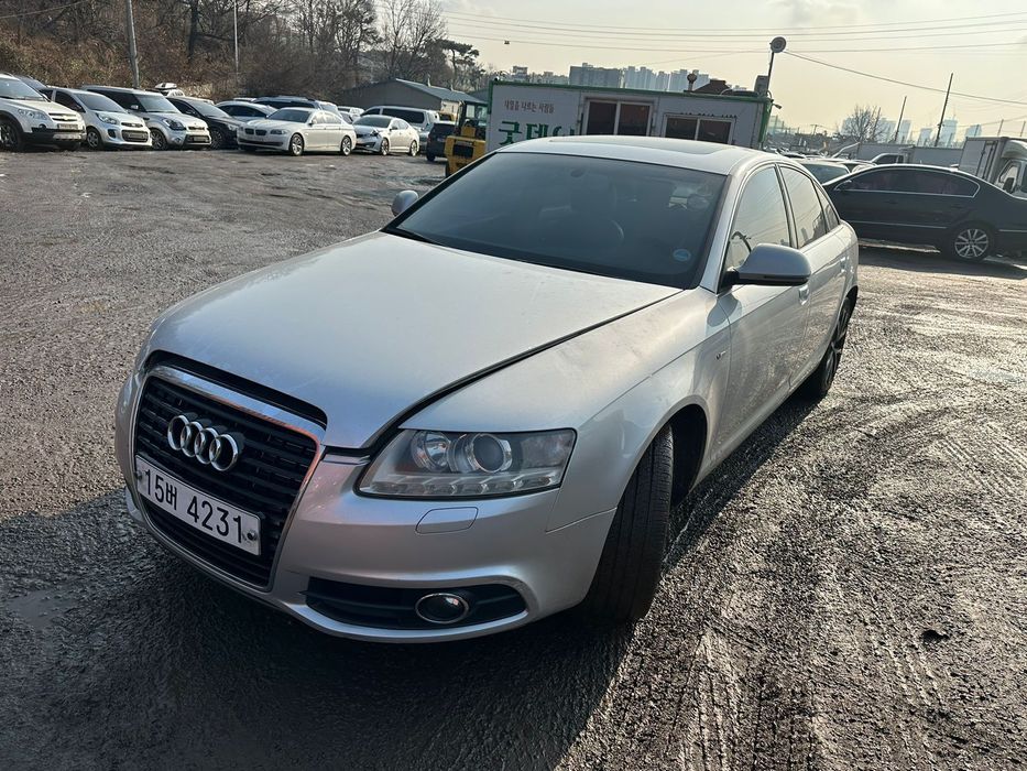 Передний бампер на Audi A6C6