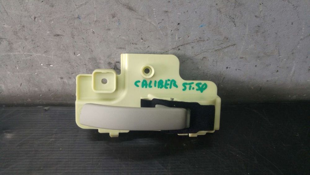 Maner interior stanga spate dodge caliber 186204472