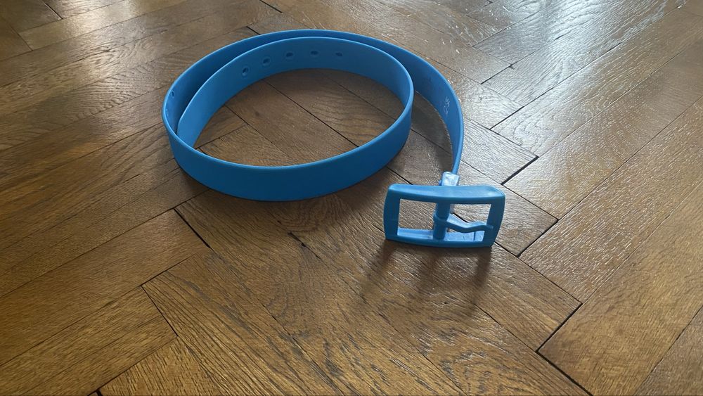 Син силиконов колан 115 см