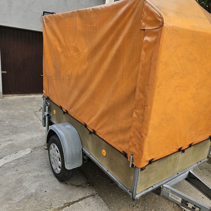 Remorca cu prelata 750kg