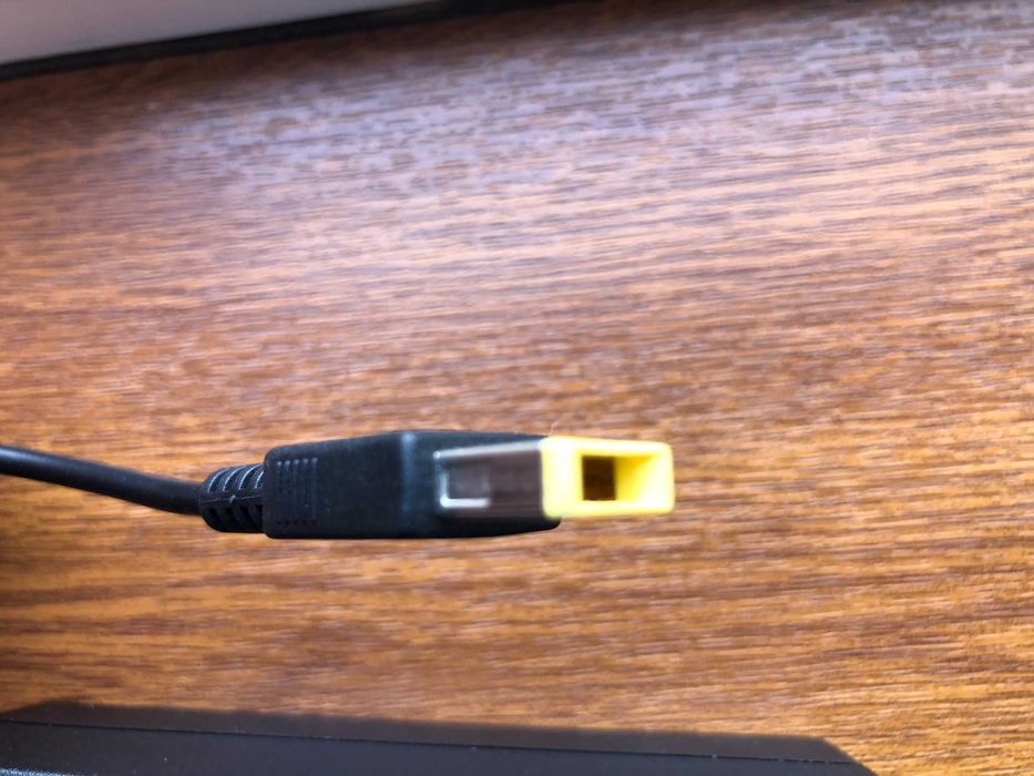 Incarcator LENOVO 65w