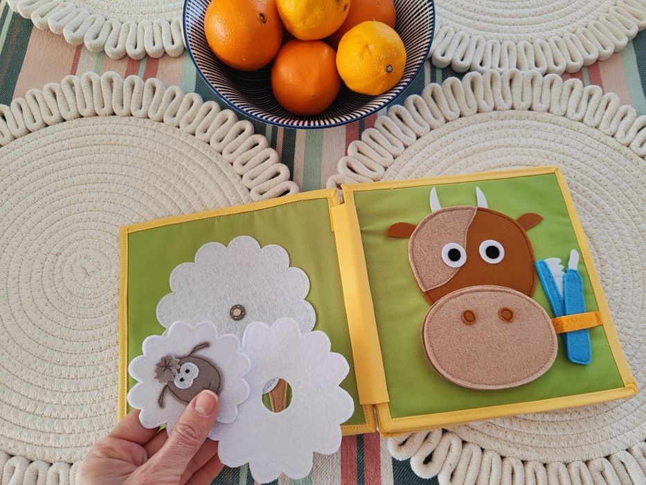 Тиха книжка / Quiet Book – Ръчно изработена с много любов!