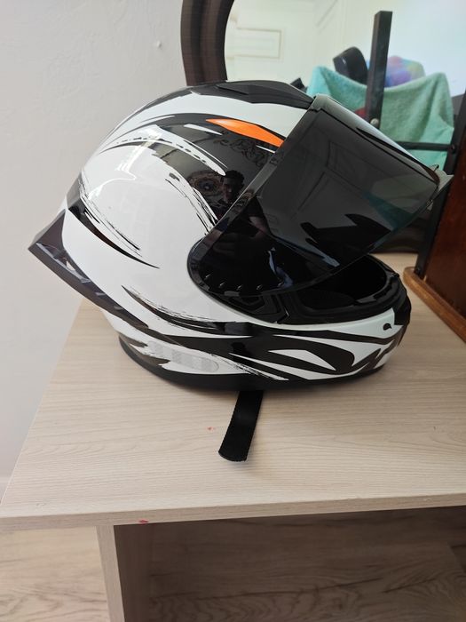 Продам каска для скутера/мопеда