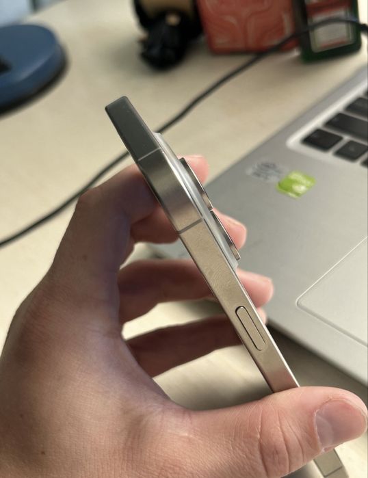 Iphone 15pro 256гб