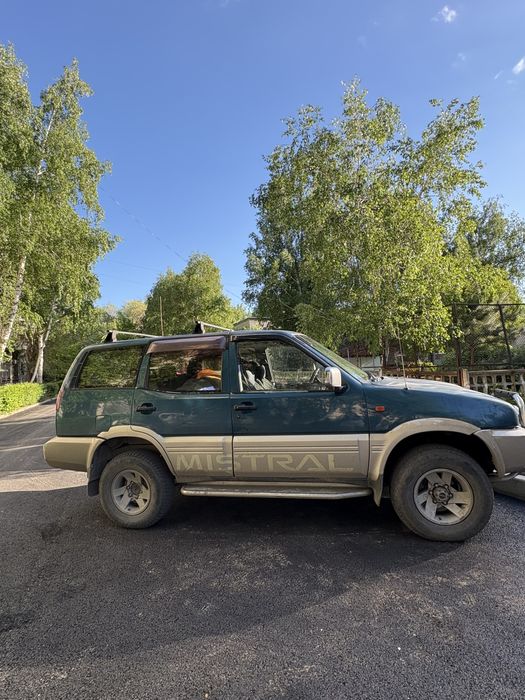 Nissan Mistral продаётся