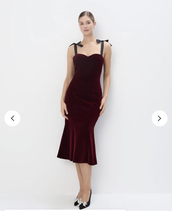 MOHITO рокля кадифе