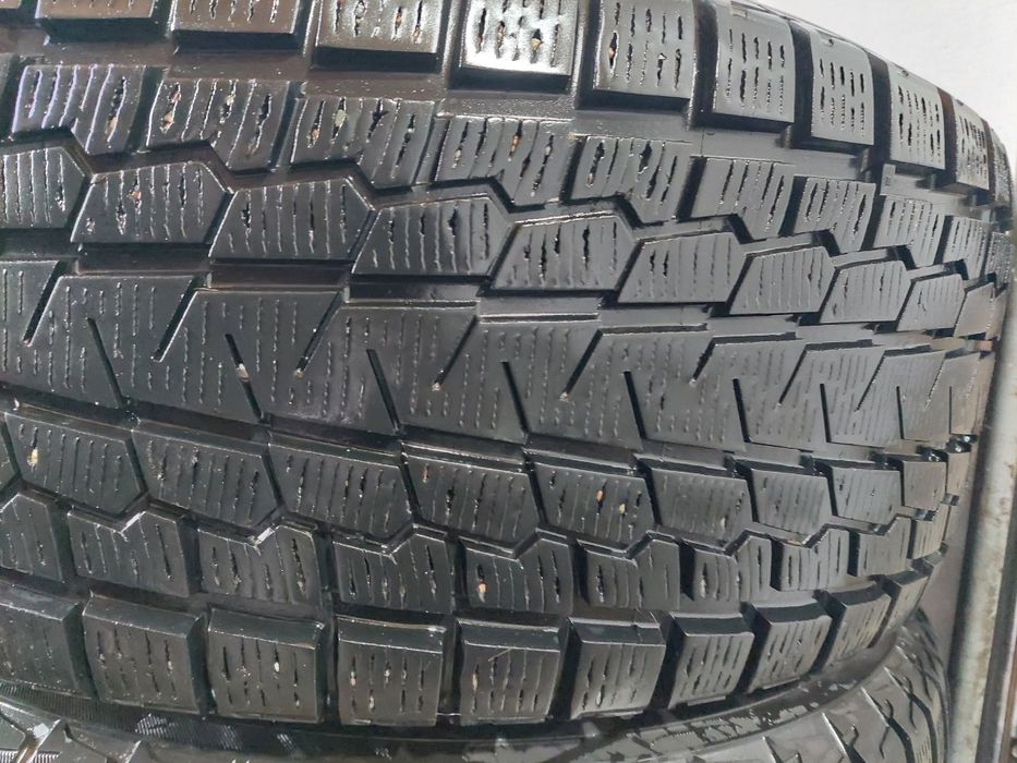 Продам зимние шины YOKOHAMA