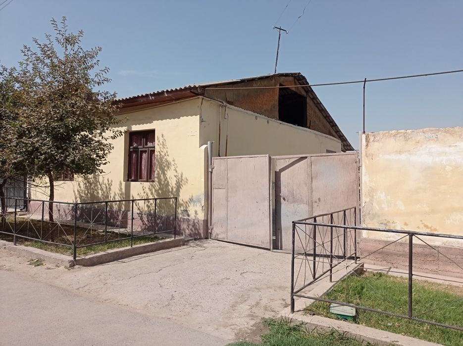 Ховли Уй сотилади Бектемир туманида