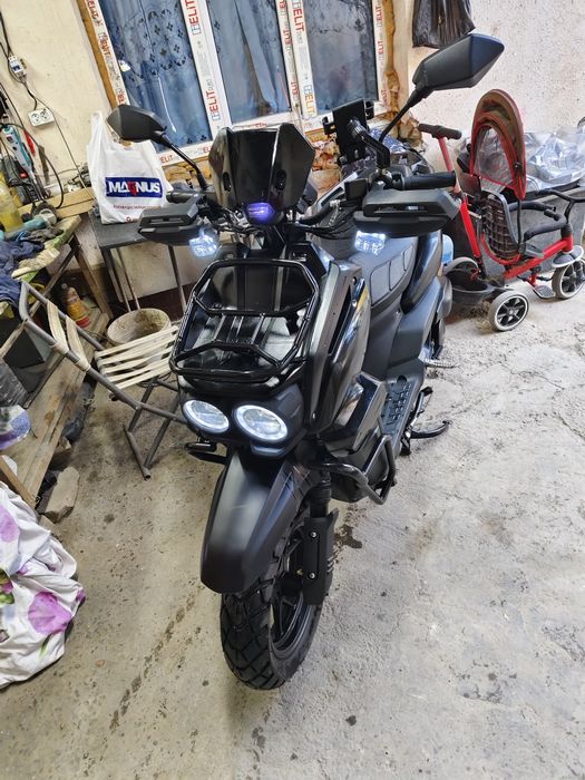 Продается скутер Танк