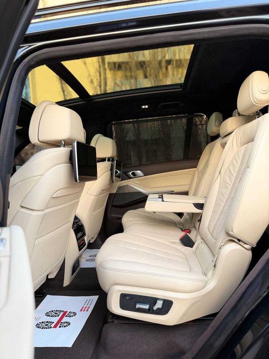 Sotuvda BMW X7 xDrive 40i