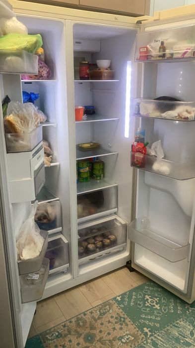 Продам холодильник двух дверный