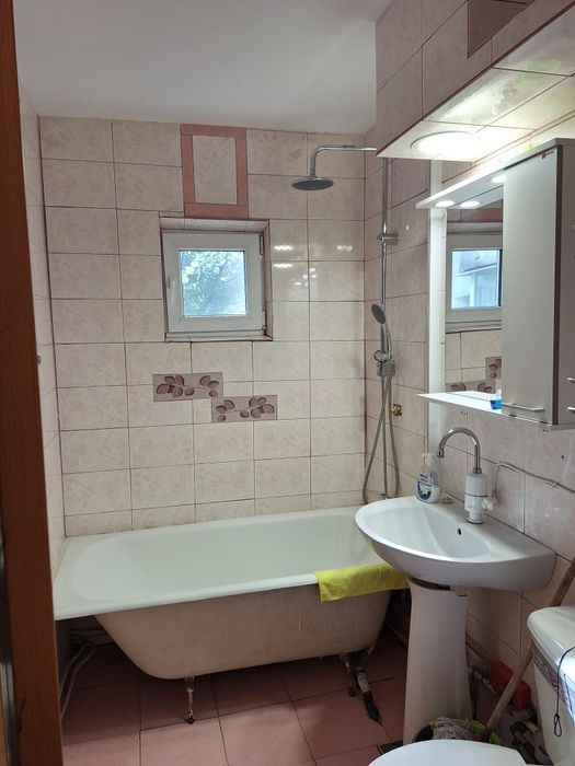 Pentru inchiriat