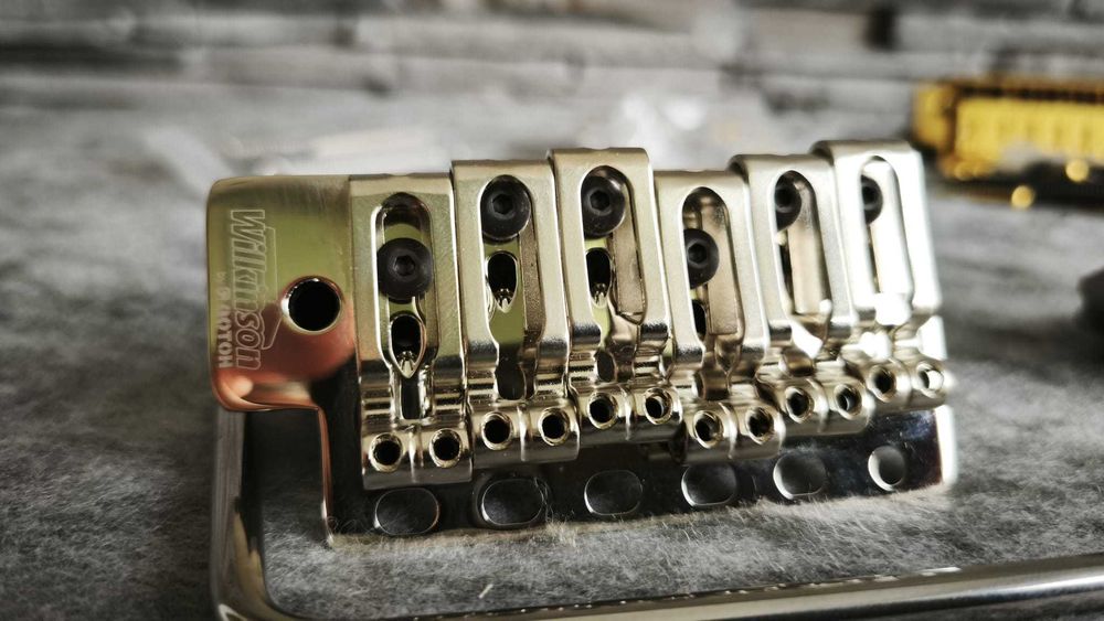 Tremolo pentru chitara stratocaster Guyker Gotoh Babicz Wilkinson