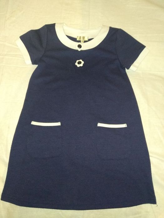 Продаются два платья на девочку