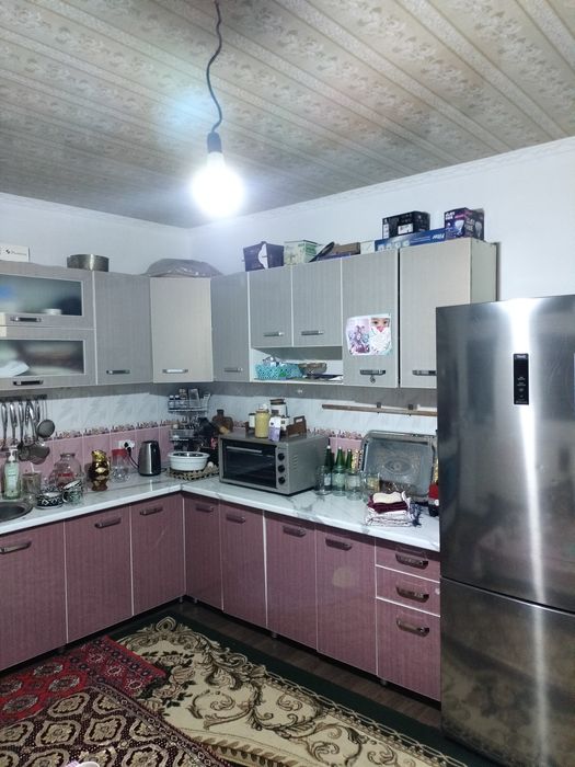 Кухня мебели б/у сотилади