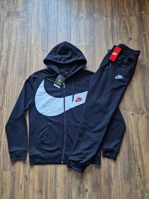 Мъжки спортен екип долнище и горнище размер S M L XL 2XL
Най-висок кла