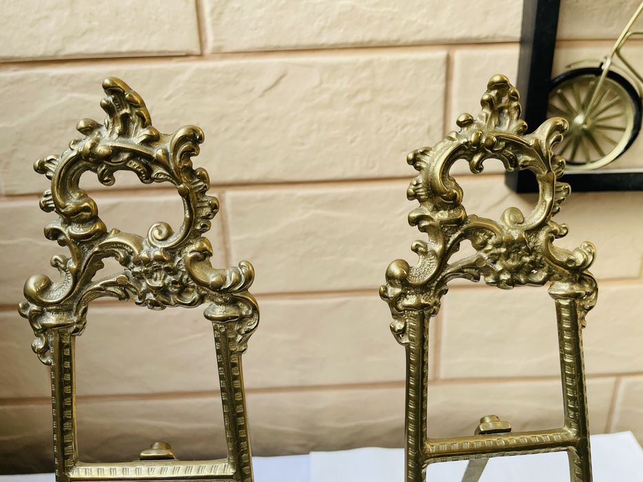 Красива месингова поставка от Англия