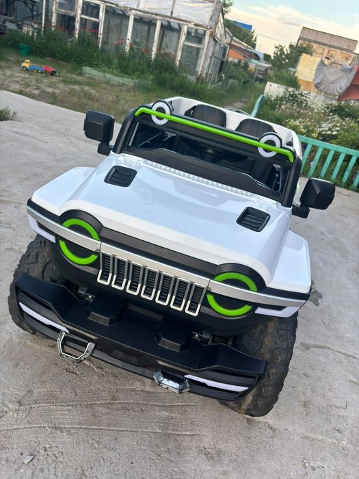Детская машинка...