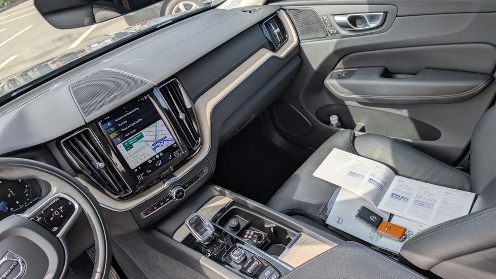 VOLVO XC60 2021 — imagine 25