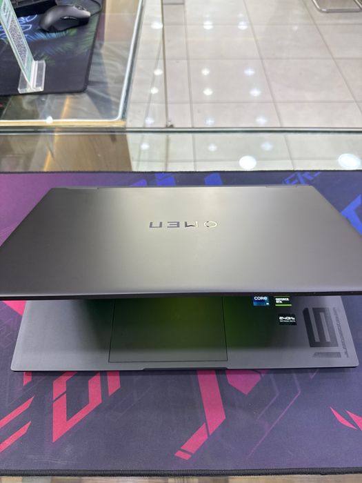 Hp Omen 16/i9 13900HX/16/1tb/rtx 4060 8gb
