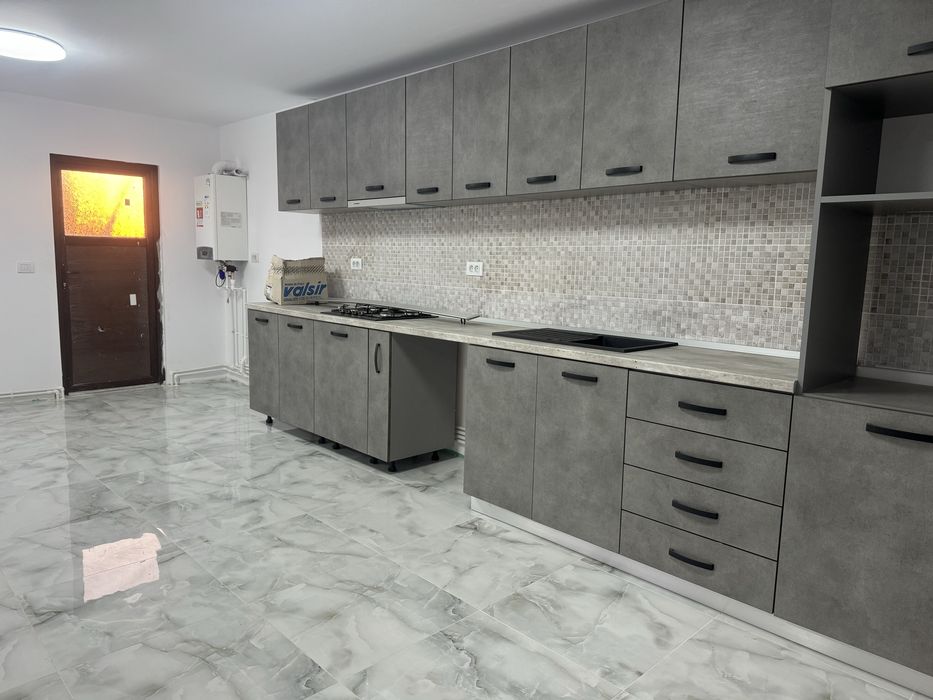 Casa De inchirieat sau de vanzare.