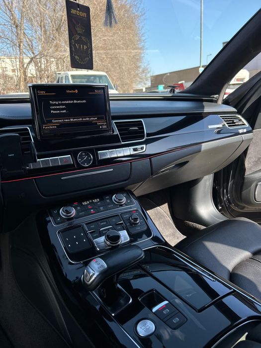 Vand audi A8 long president