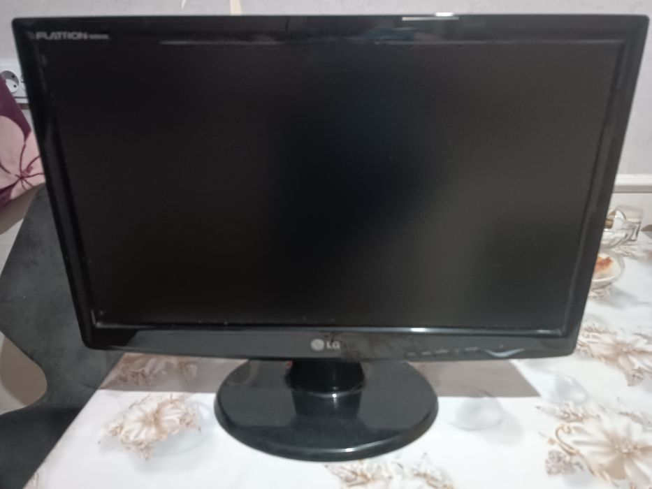 Продам ЖК Монитор LG