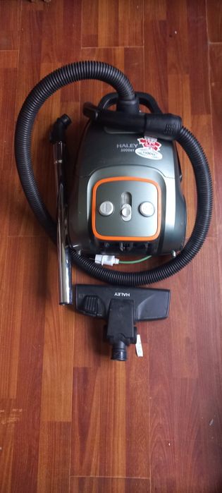 Для автомобиля.Пылесос HALEY мощный  3000вт.