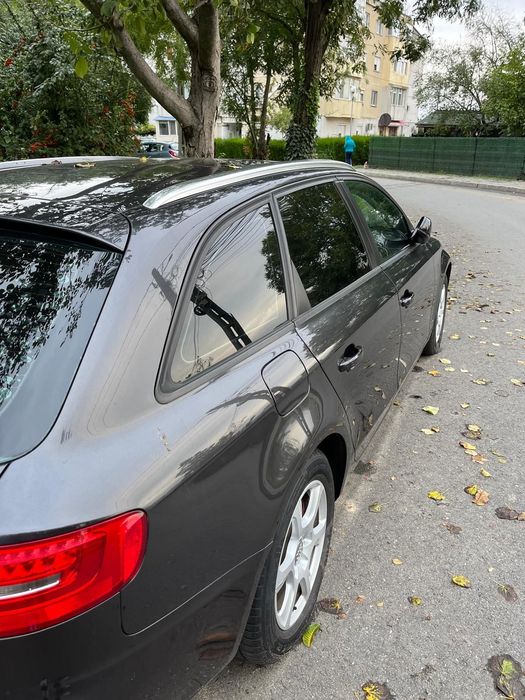 AUDI A4 Avant 2012 — imagine 3