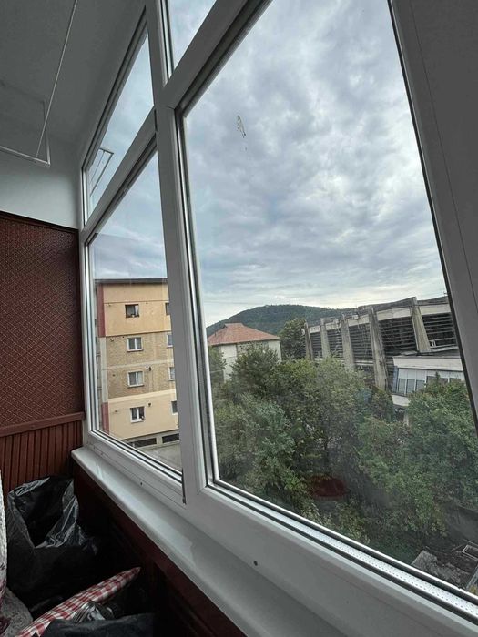 Apartament Centru - etaj intermediar