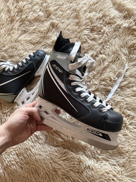 Коньки CCM детские 36 размер