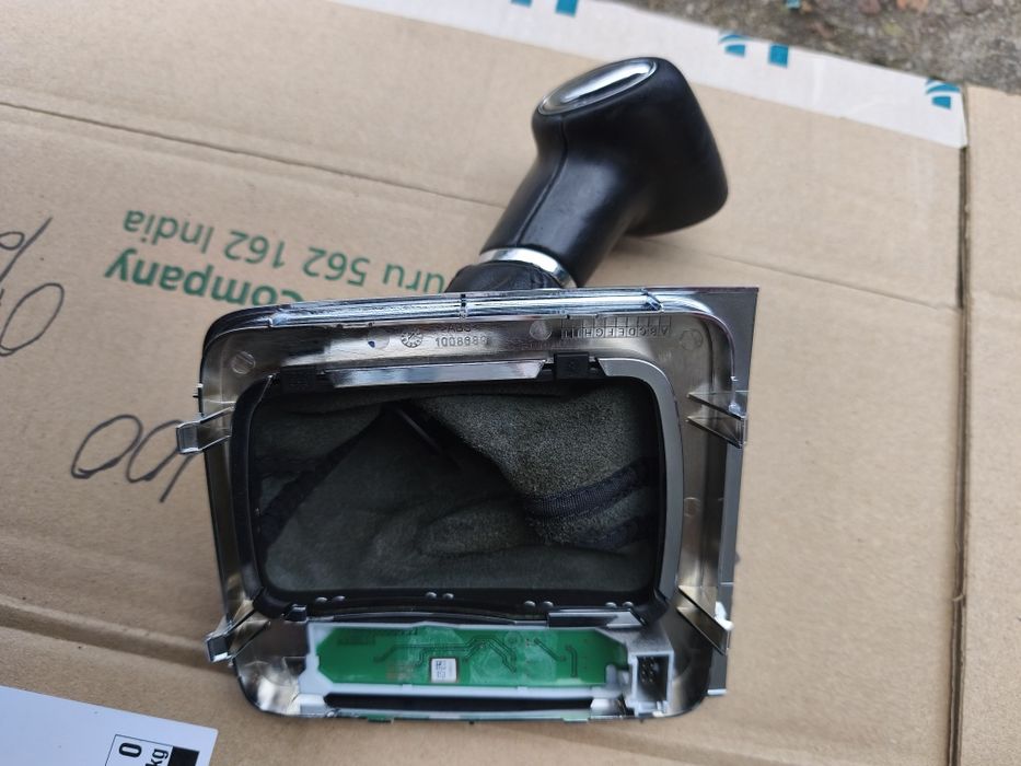 Nucă schimbător cutie automată DSG Volkswagen Passat B6 2005-2010