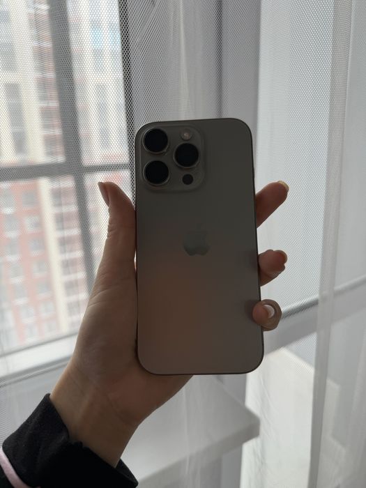 iPhone 16 pro 1024 гб