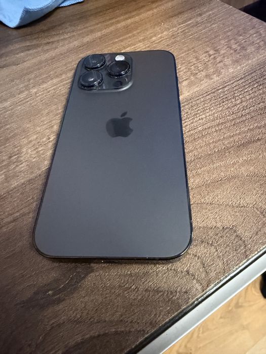 Vând Iphone 14 pro