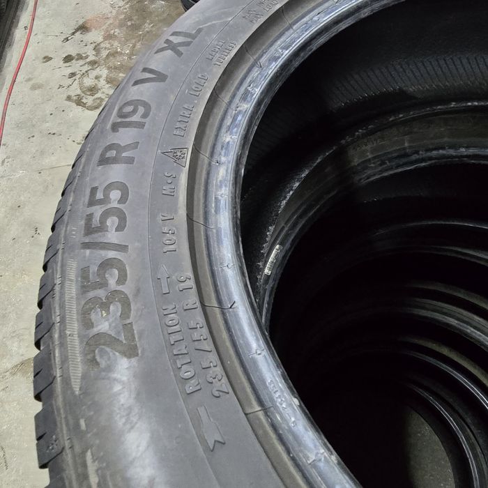 2x 235/55/19 M+S CONTINENTAL ALLSEASON 2022 Stare excelentă