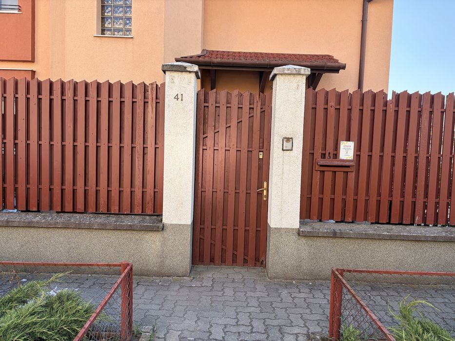 Vand gard  curte complet