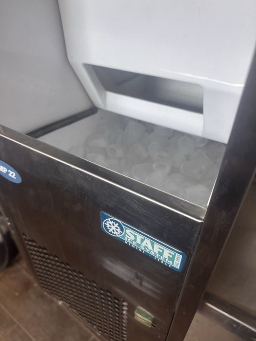 Ледогенератор 30 кг 24 часа