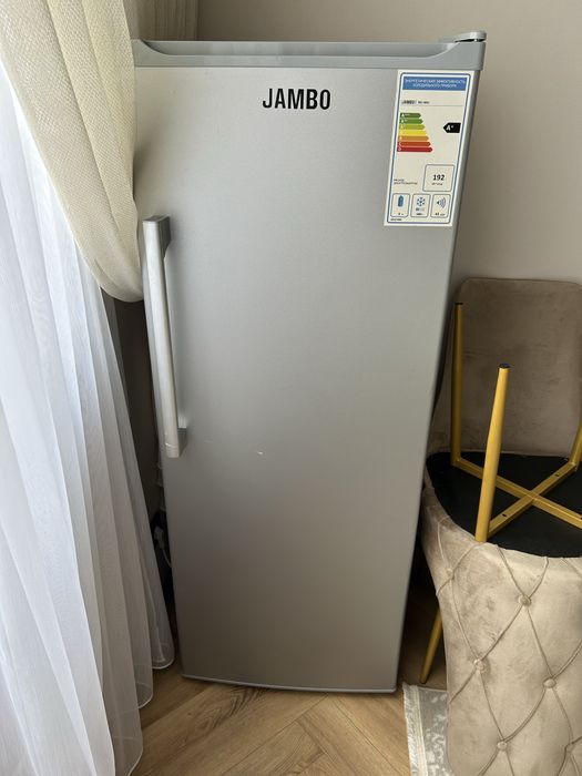 Продам морозильник