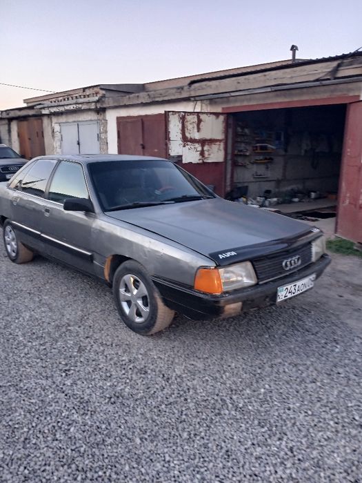 Ауди100 срочно сатылады