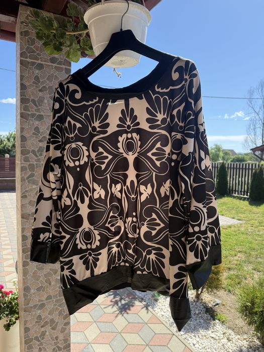 Bluzita marime mare 30 lei