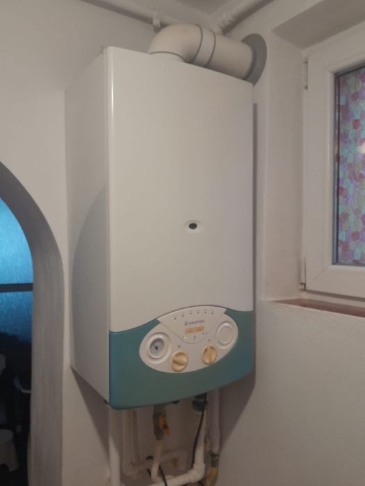 Centrala Ariston pe gaz